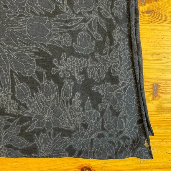 Infinity Scarf - Picture 2 of 3